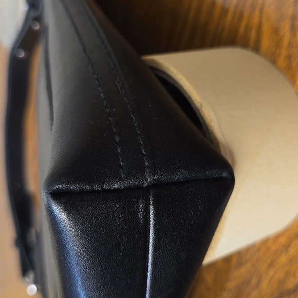 MADEWELL The Transport Shoulder Crossbody Bag Black Convertible - Picture 5 of 12